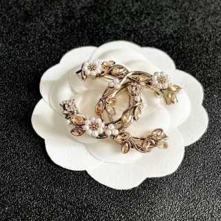 CHANEL Garden Pearl CC Floral Brooch